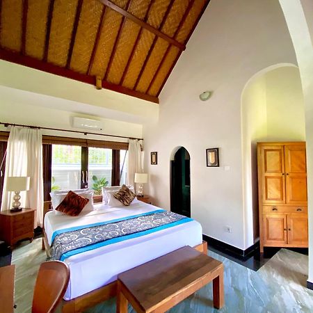 Puri Ayu Hotel Canggu  Ngoại thất bức ảnh