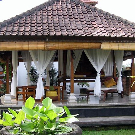 Puri Ayu Hotel Canggu  Ngoại thất bức ảnh