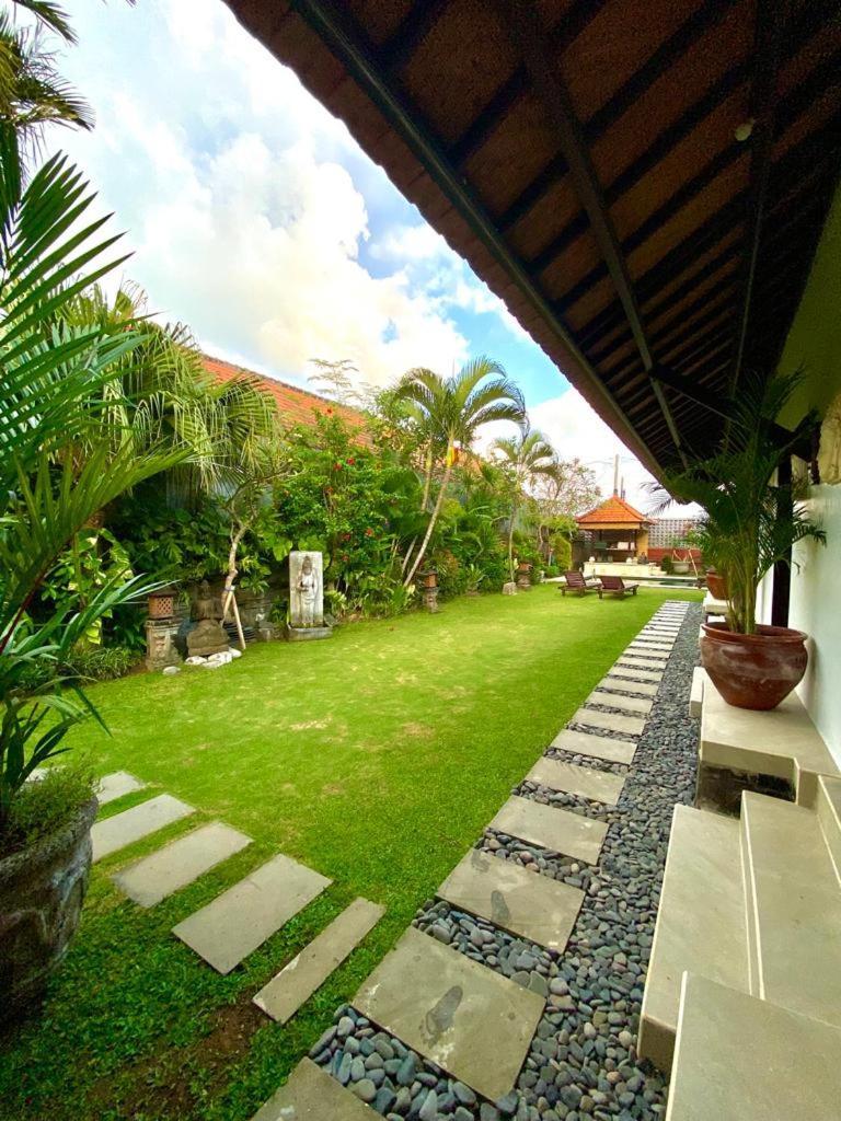 Puri Ayu Hotel Canggu  Ngoại thất bức ảnh