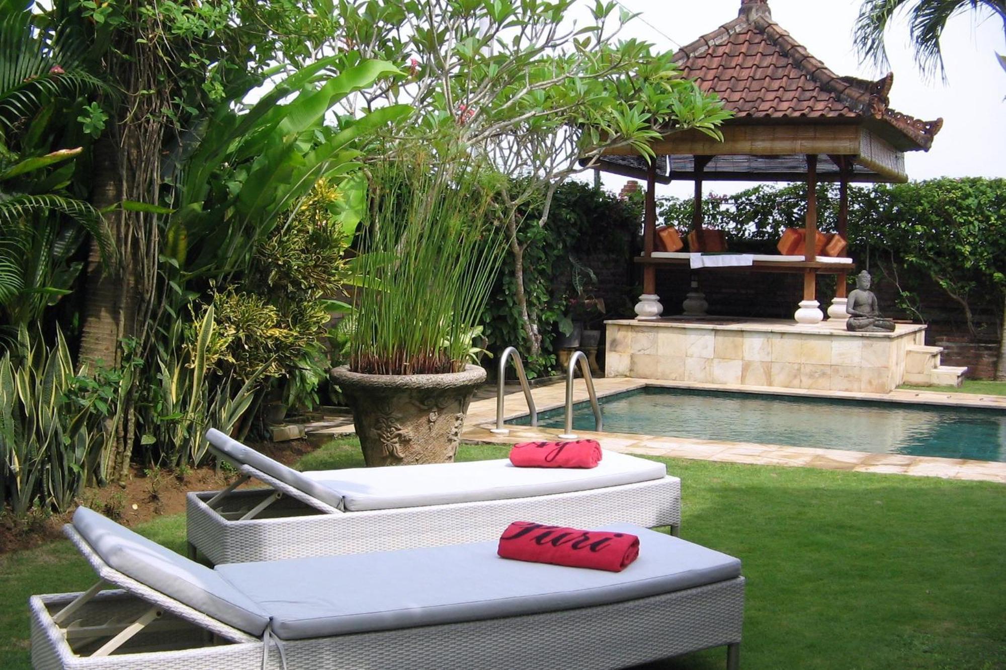 Puri Ayu Hotel Canggu  Ngoại thất bức ảnh